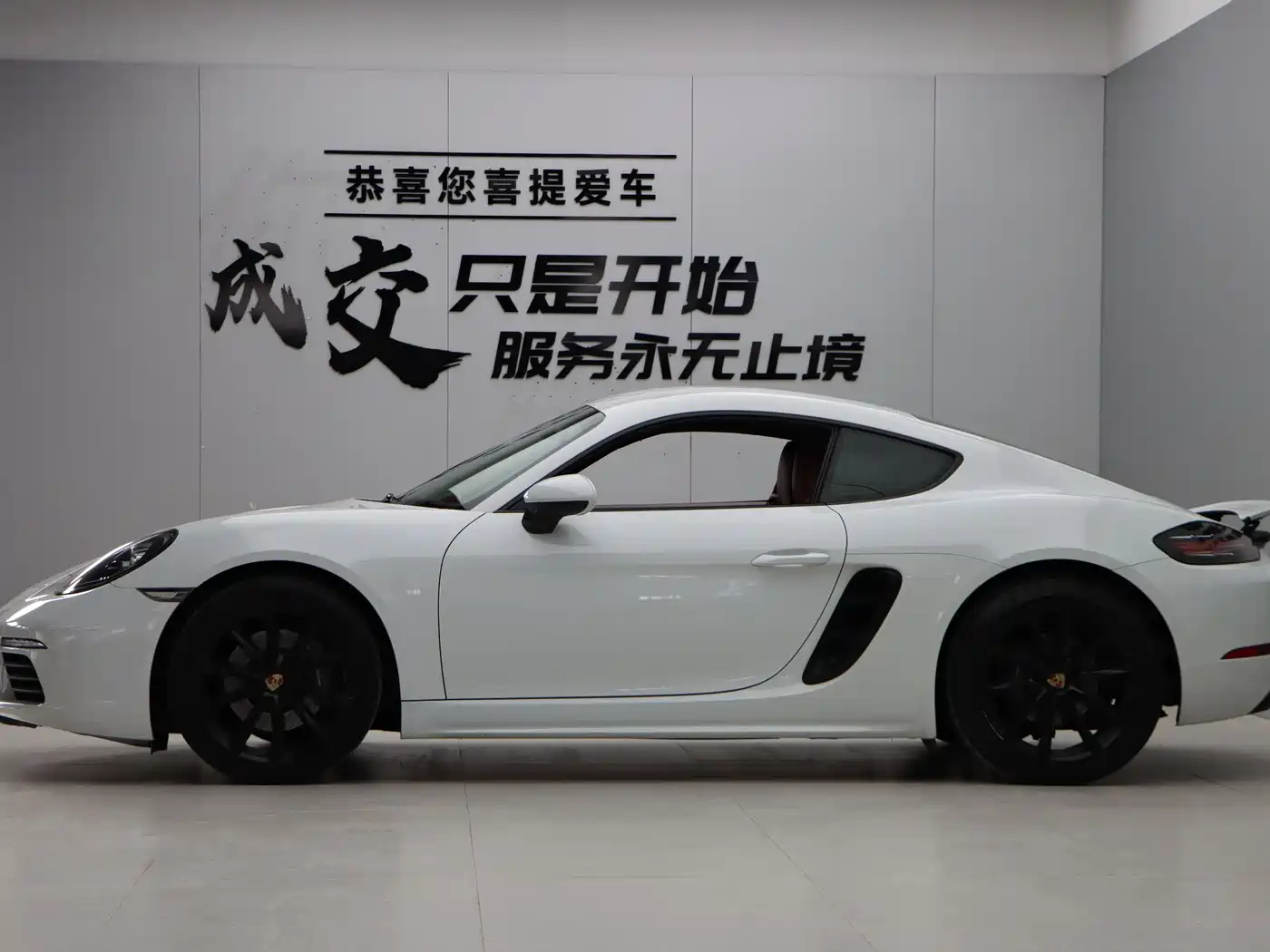 Porsche 718 2016 Cayman 2.0T фото 7