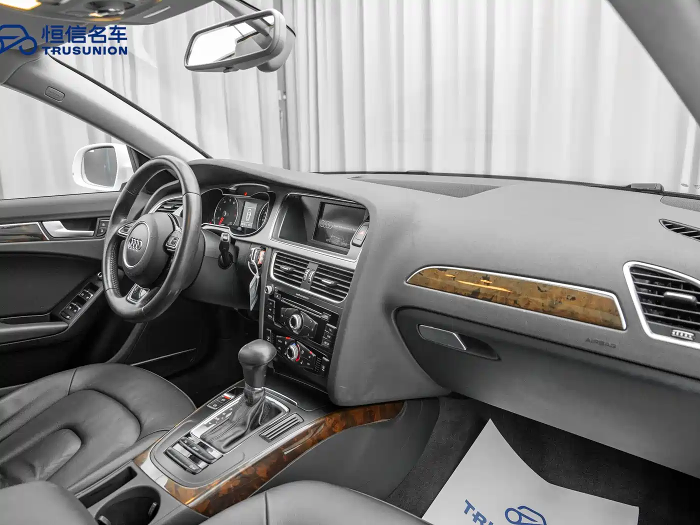 Audi A4L 2013 35 TFSI Automatic Comfort фото 13
