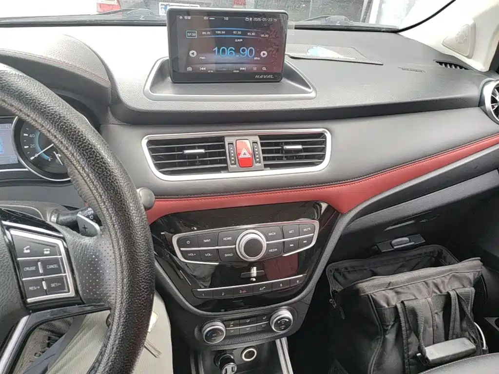 Haval H1 2016 Facelift Blue Label 1.5L AMT Luxury фото 13