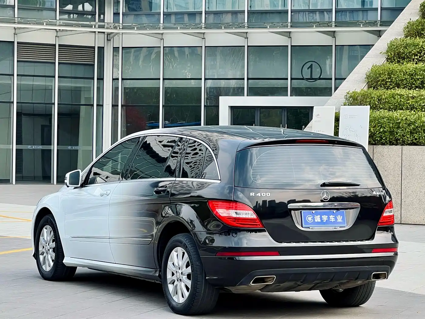 Mercedes-Benz R-Class 2011 R 300 L Business Class фото 15
