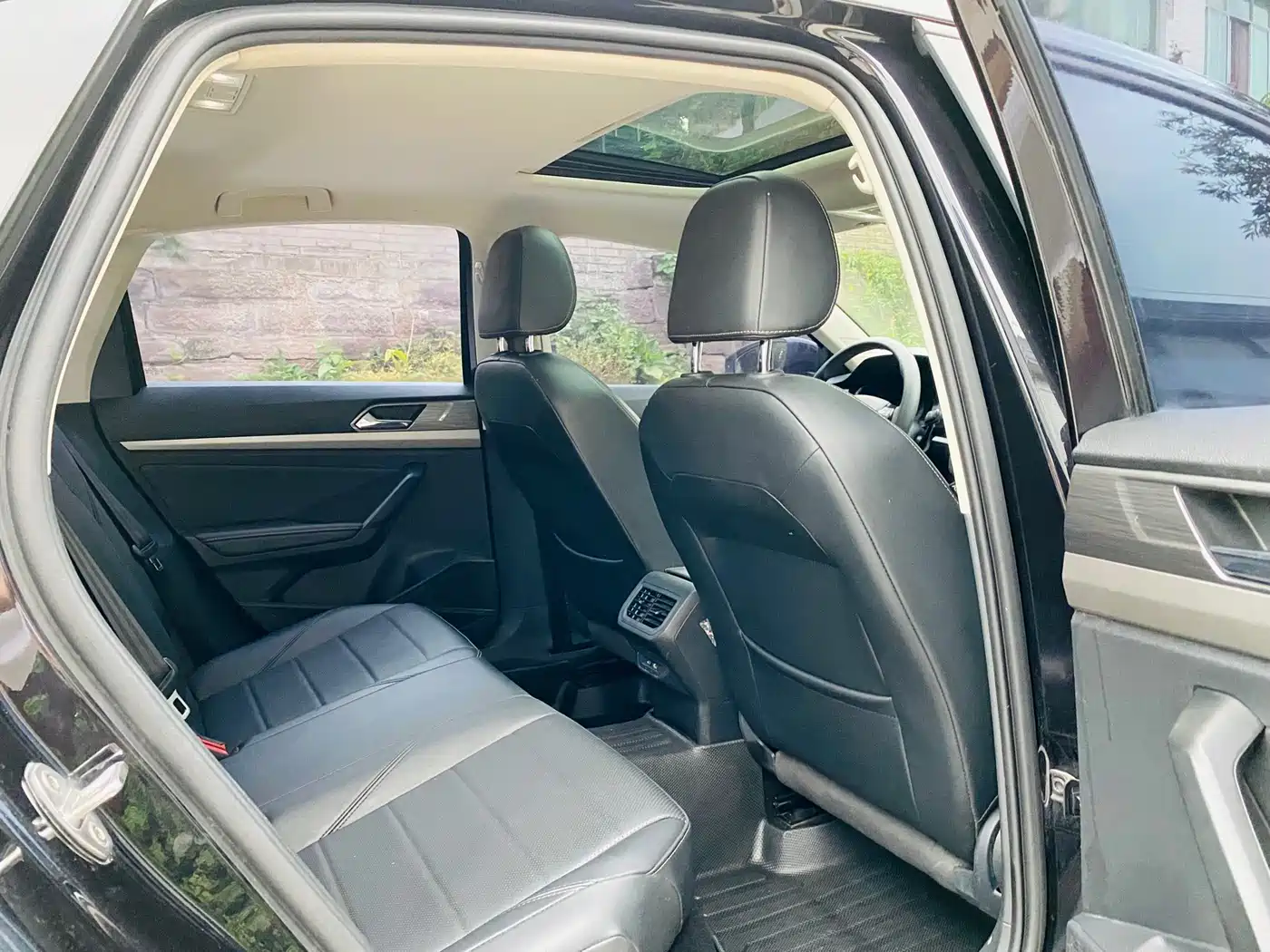 Volkswagen Lavida 2021 1.5L Auto Comfort Edition фото 17