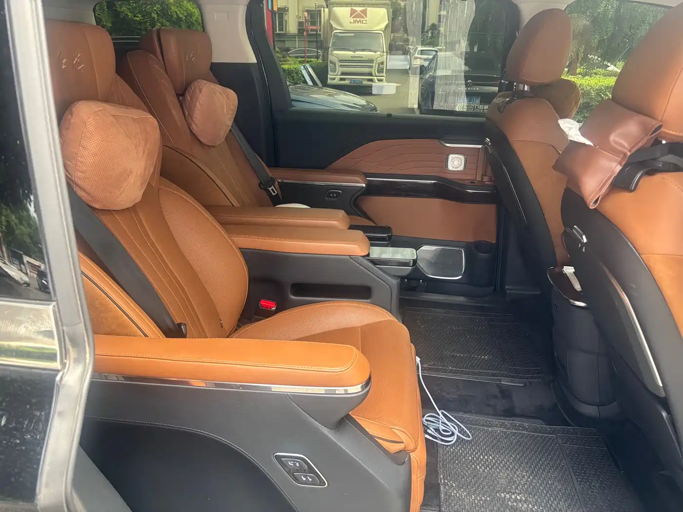 Hongqi HQ9 2023 2.0T Smart Connect Flagship фото 8