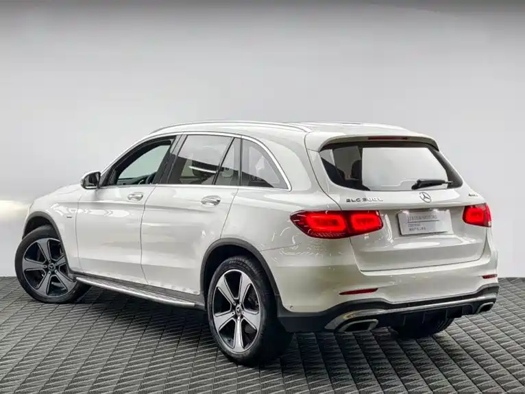 Mercedes-Benz GLC 2022 Facelift GLC 300 L 4MATIC Dynamic Collector's Edition фото 6