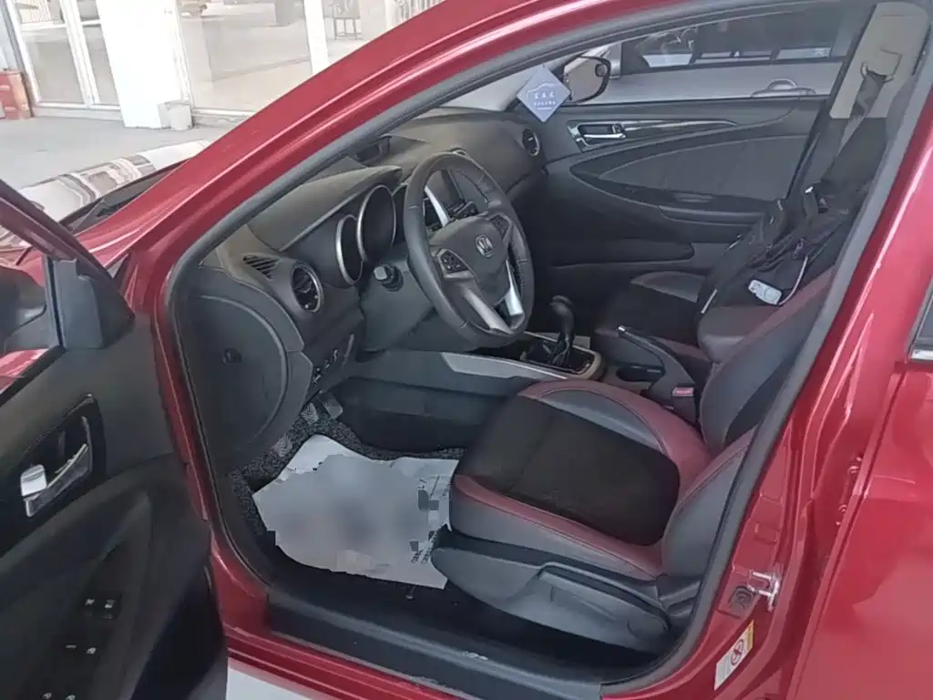 Photo 16 - Changan Eado XT