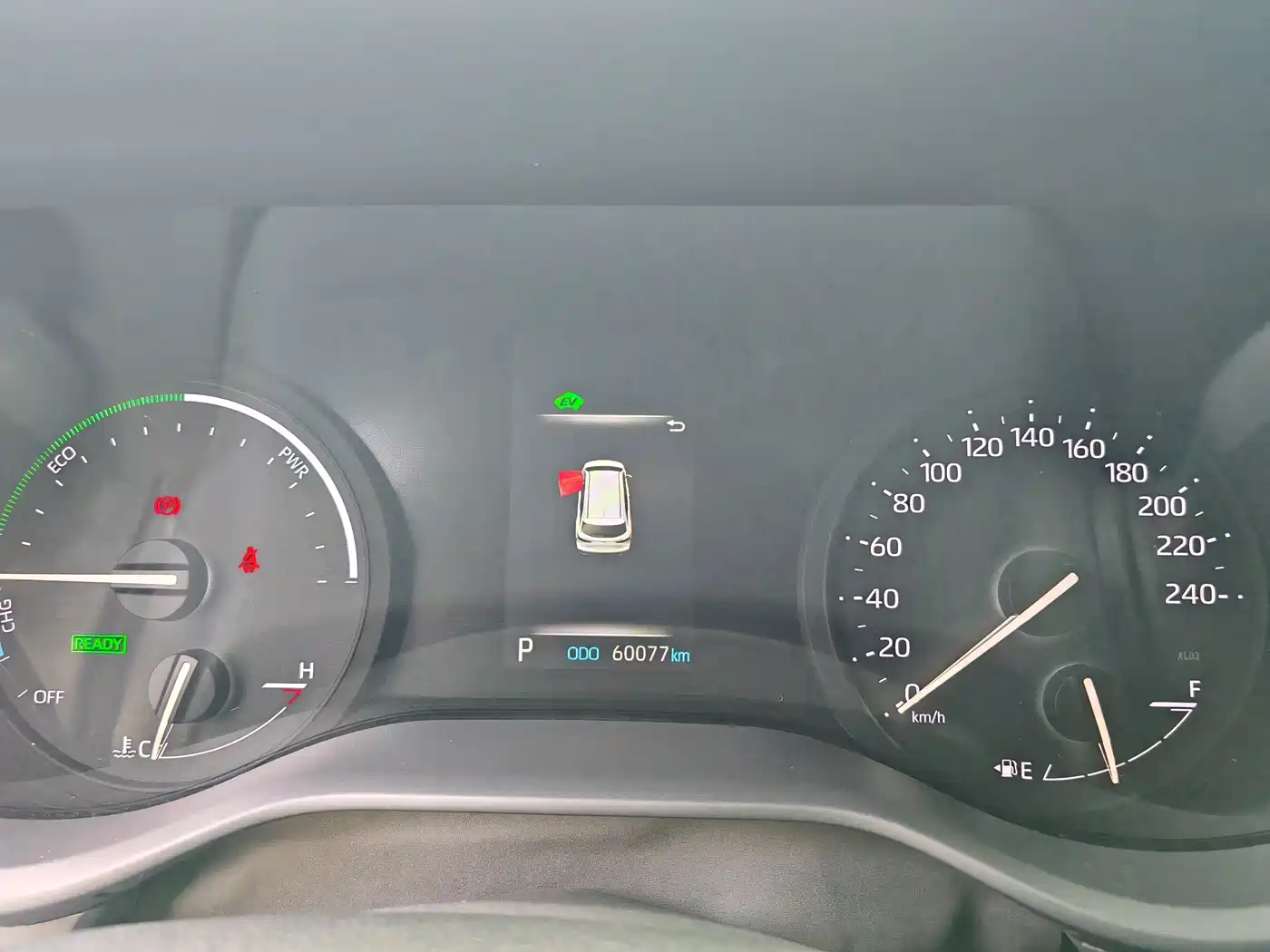Toyota Sienna 2023 2.5L Hybrid Comfort Edition фото 4