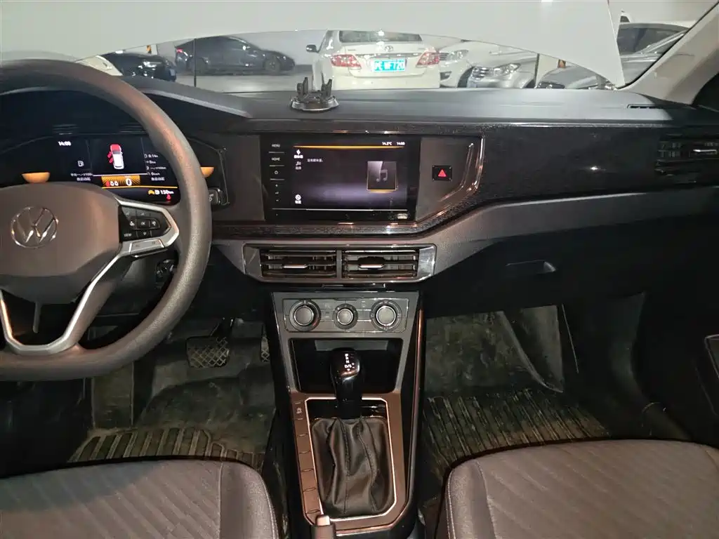 Volkswagen Lavida 2023 New Sharp 1.5L Auto Premium Edition фото 9