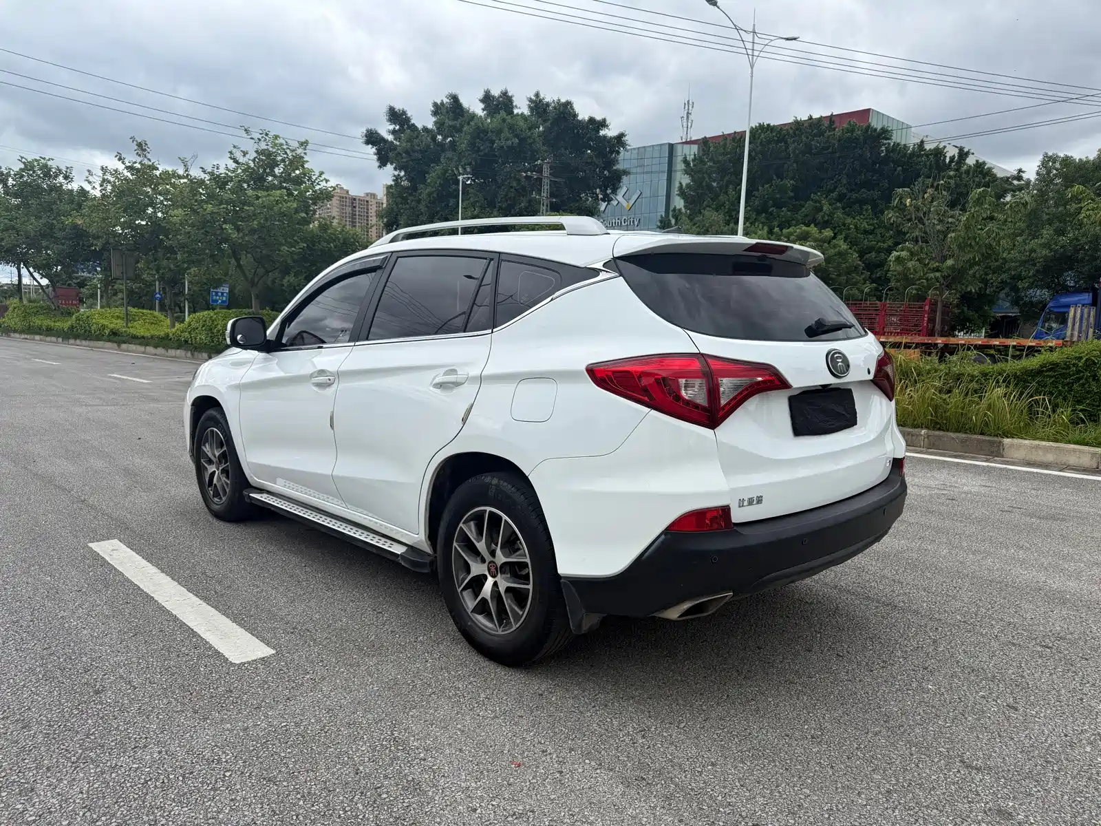 Фото 6 - BYD Song