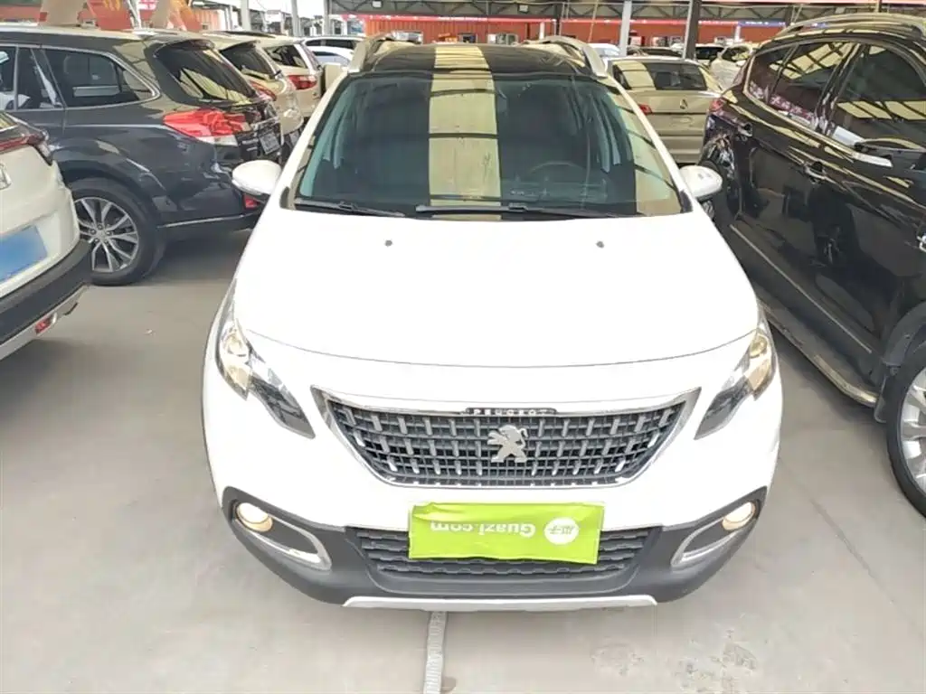 Peugeot 2008 2018 1.6L Automatic Fashion Edition фото 3