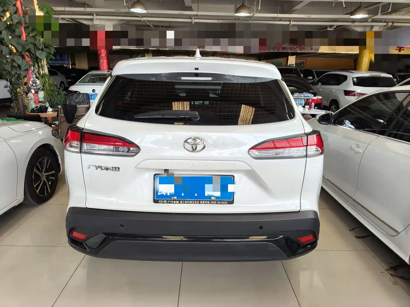 Toyota Frontlander 2024 2.0L CVT Elite Edition фото 10