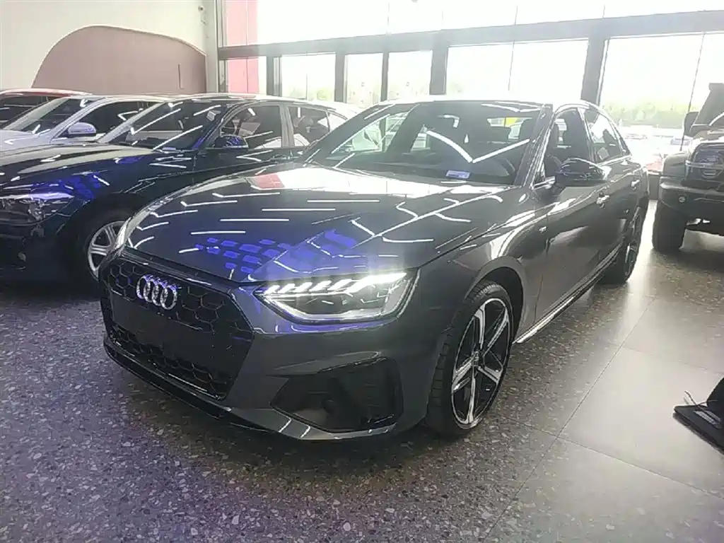 Audi A4L 2024 40 TFSI Luxury Dynamic фото 2