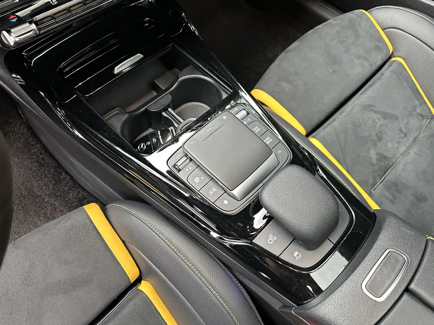 Mercedes-Benz CLA AMG 2022 AMG CLA 45 S 4MATIC+ фото 6