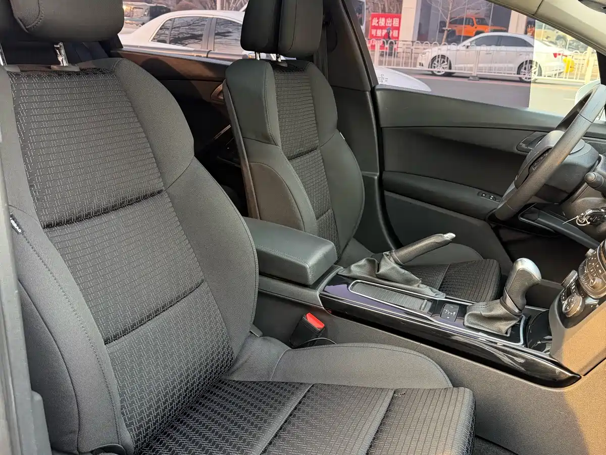 Peugeot 508 2013 2.0L 2nd Anniversary Auto Sunroof Classic Edition фото 7