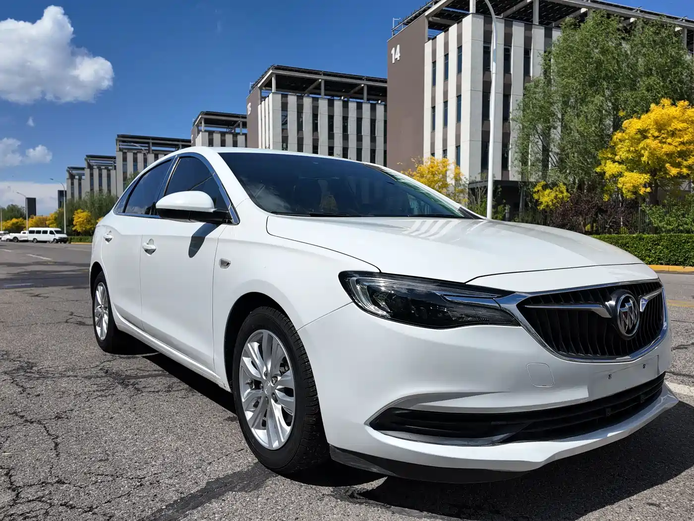 Buick Excelle 2021 Exemplar 1.5L Auto Elite фото 3