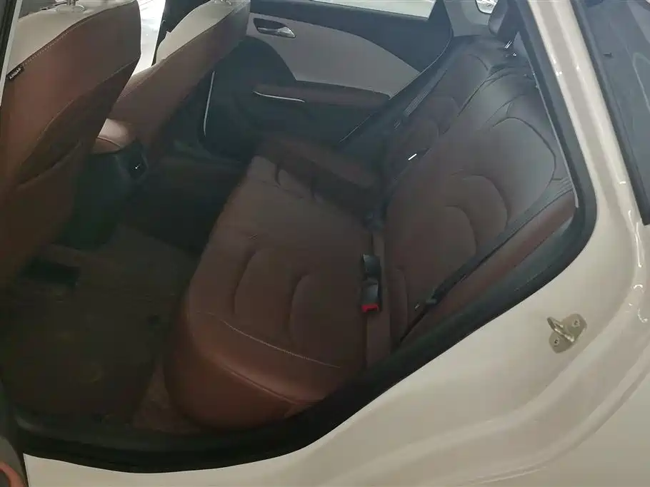 Chevrolet Monza 2023 1.5L Dual-Clutch Enjoyment Edition фото 11