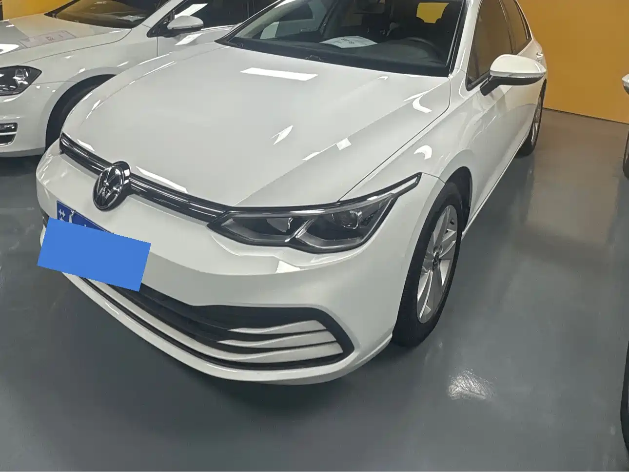 Volkswagen Golf 2021 200TSI DSG