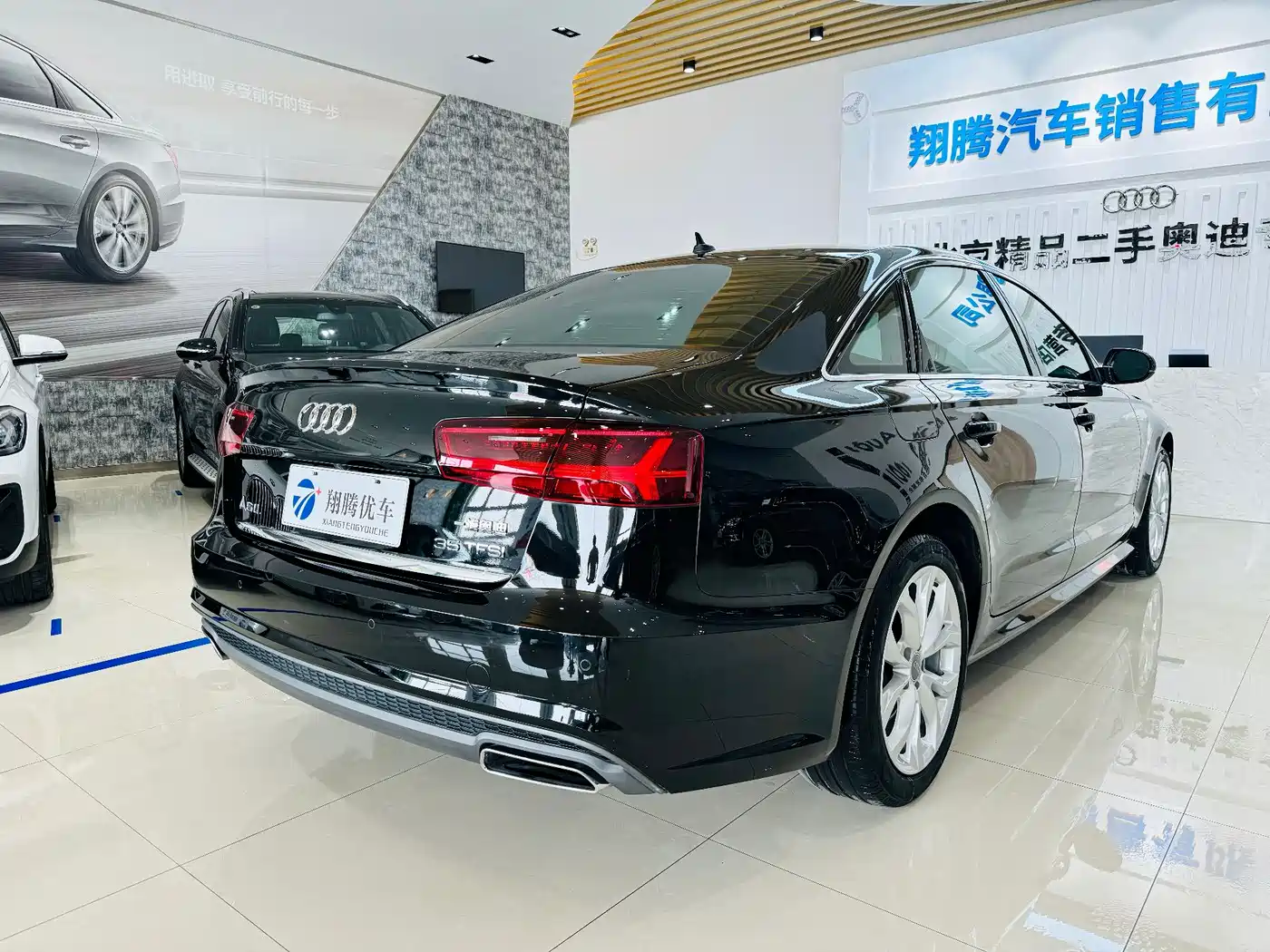 Audi A6L 2018 30th Anniversary 35 TFSI Fashion фото 4