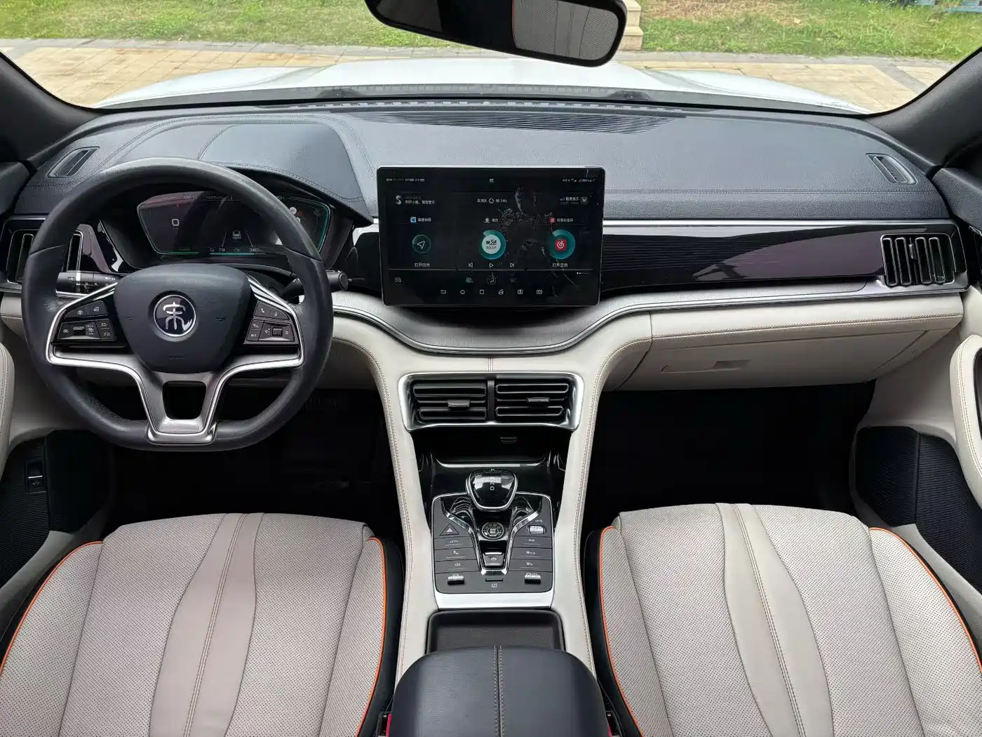 BYD Song PLUS PHEV 2021 EV Flagship фото 6