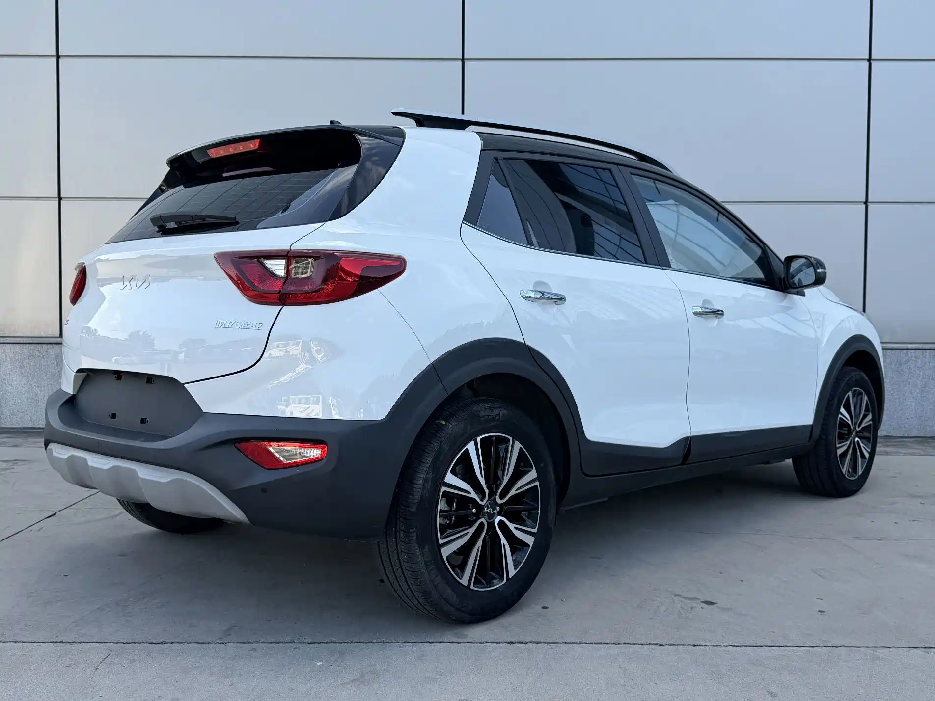 Фото 4 - Kia KX1