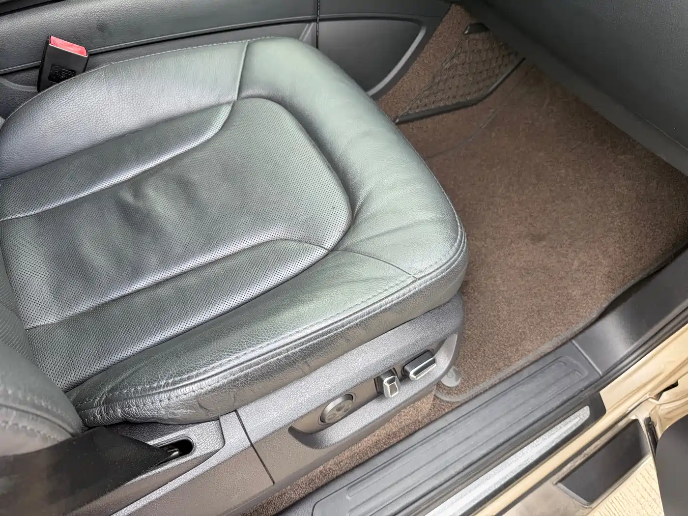 Фото 22 - Audi Q7