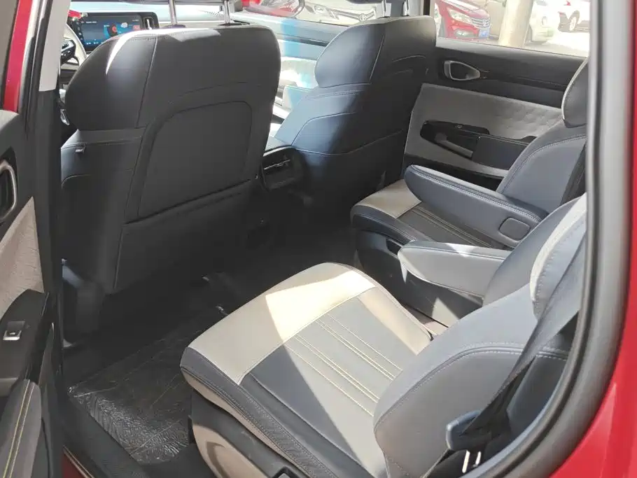 Baojun RM-5 2020 2019 1.5T CVT 24-hour Online Luxury 6-seater