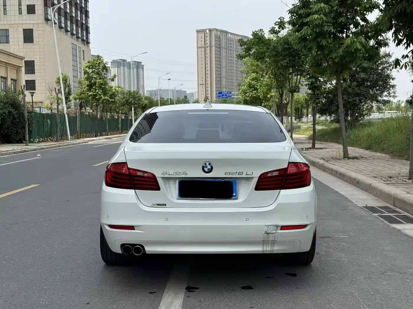 BMW 5 Series 2014 528Li xDrive Premium фото 5