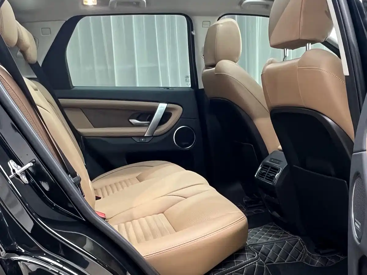 Land Rover Discovery Sport 2025 249PS Performance Tech Edition фото 20