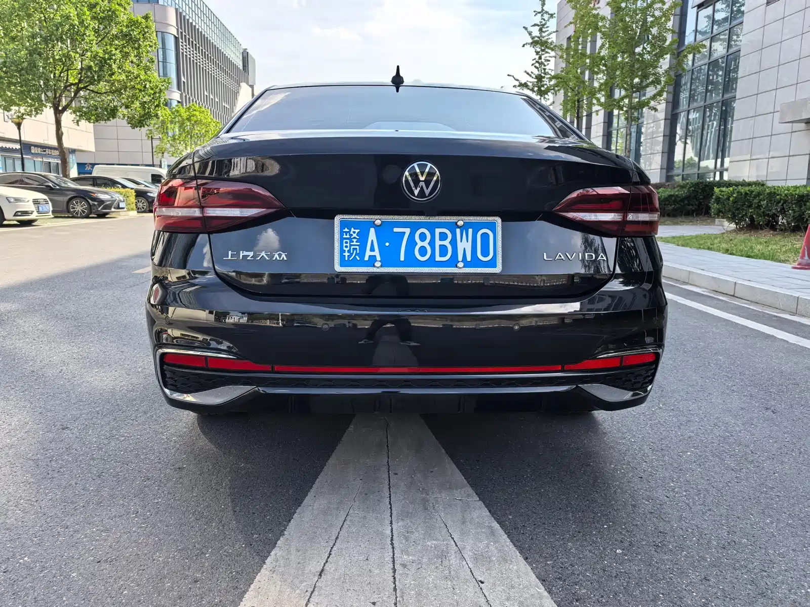 Photo 8 - Volkswagen Lavida