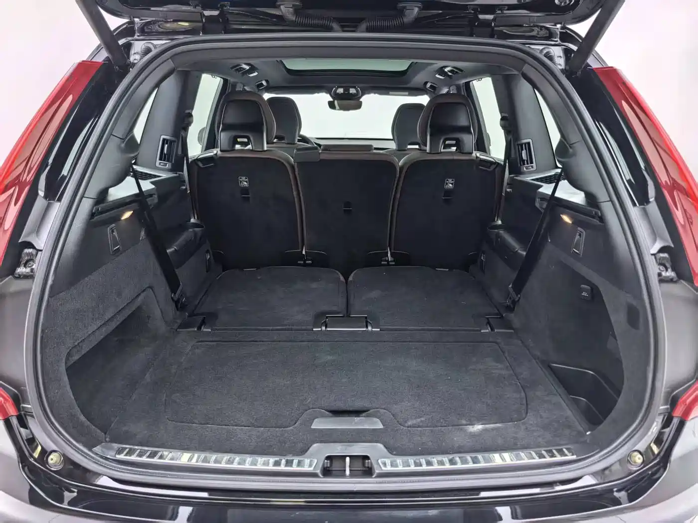 Фото 29 - Volvo XC90