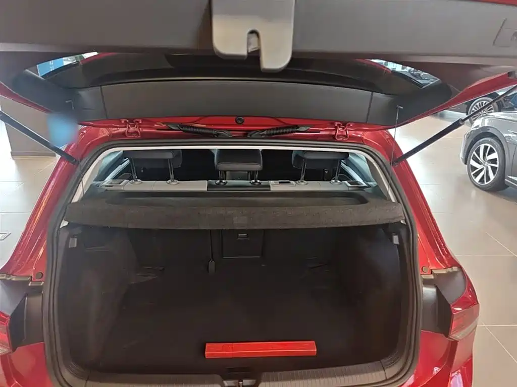 Volkswagen Golf 2023 Facelift 280TSI DSG Pro фото 19