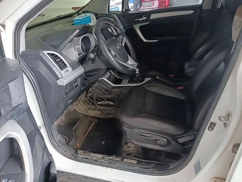 JAC Motors Refine S3 2016 2016 1.5L Manual Luxury Smart