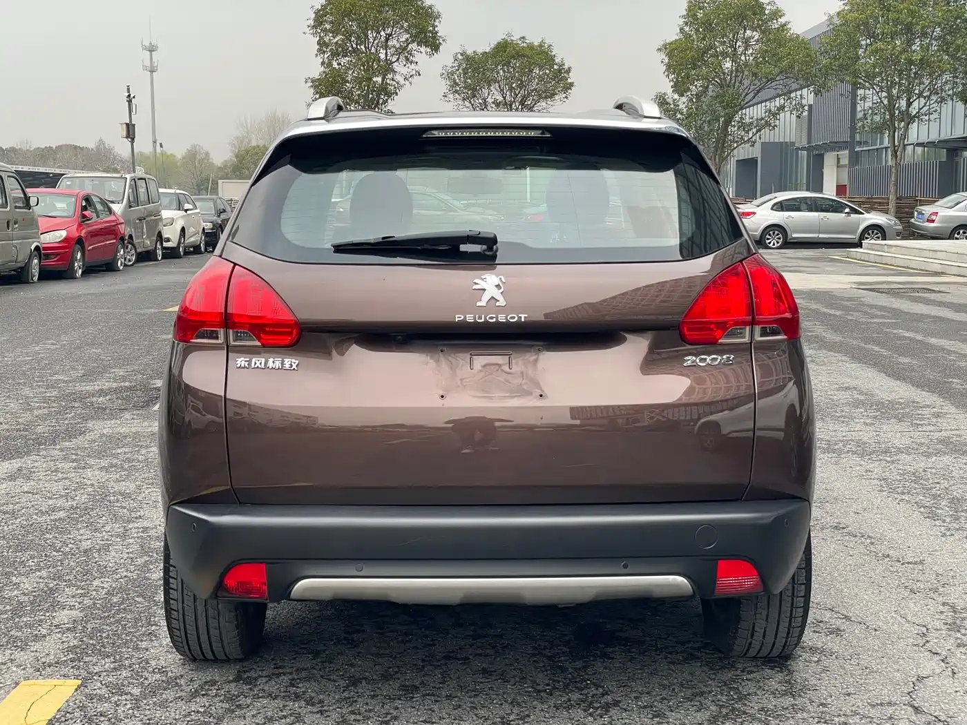 Peugeot 2008 2014 1.6L Automatic Navigation Edition фото 17
