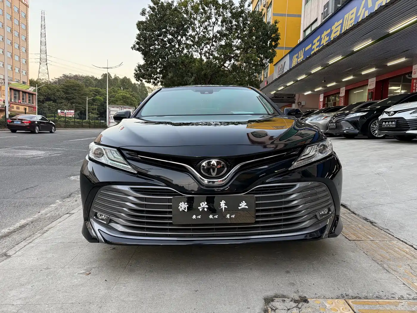 Toyota Camry 2019 2.5G Luxury (China V) фото 2