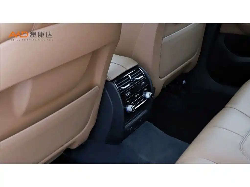 BMW 6 Series GT 2018 630i Luxury Design Package фото 9