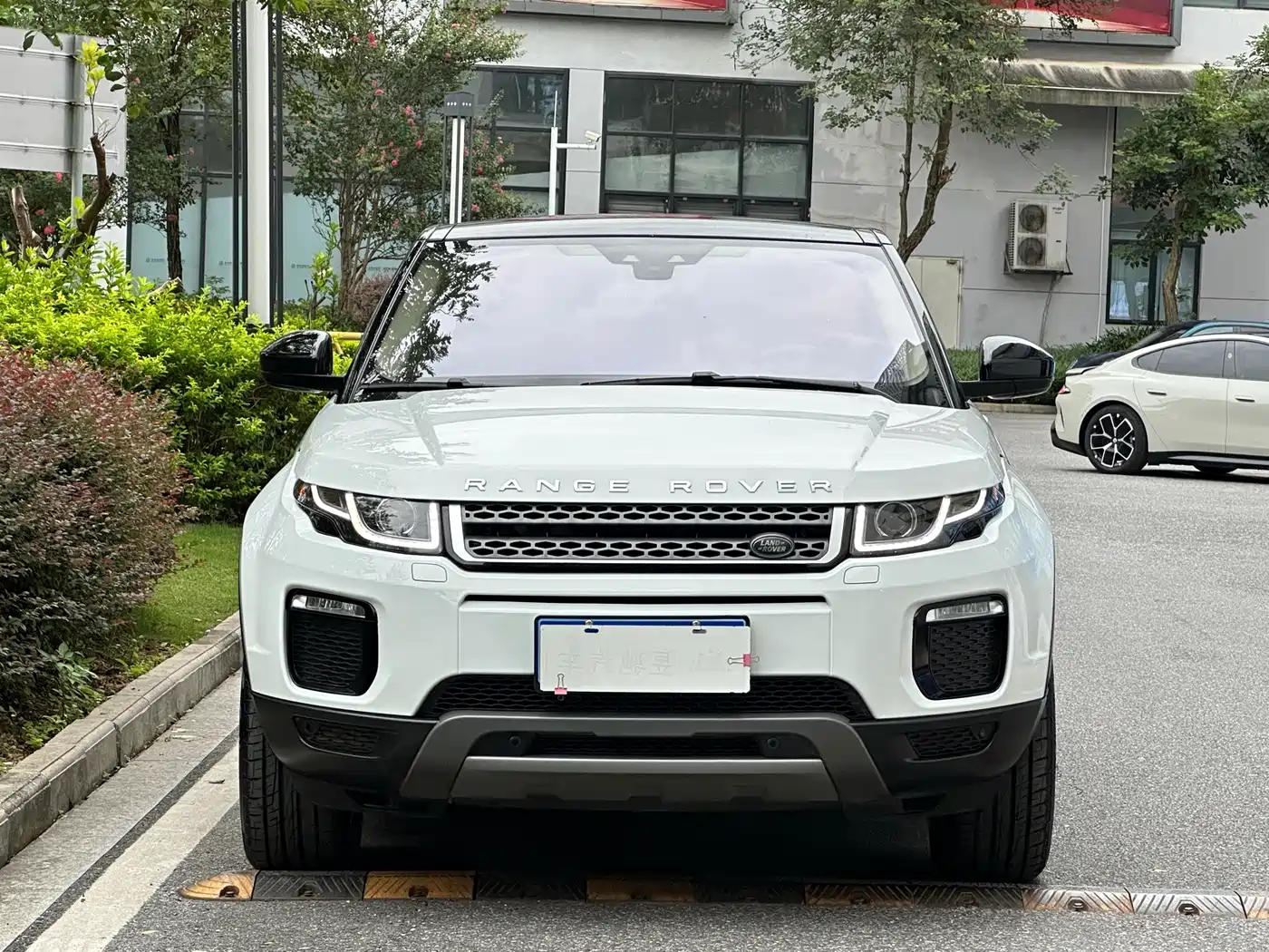 Фото 2 - Land Rover Range Rover Evoque