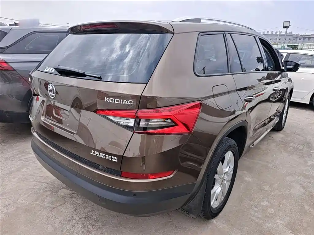 Škoda Kodiaq 2018 Facelift TSI330 5-seat 2WD Comfort Edition фото 7