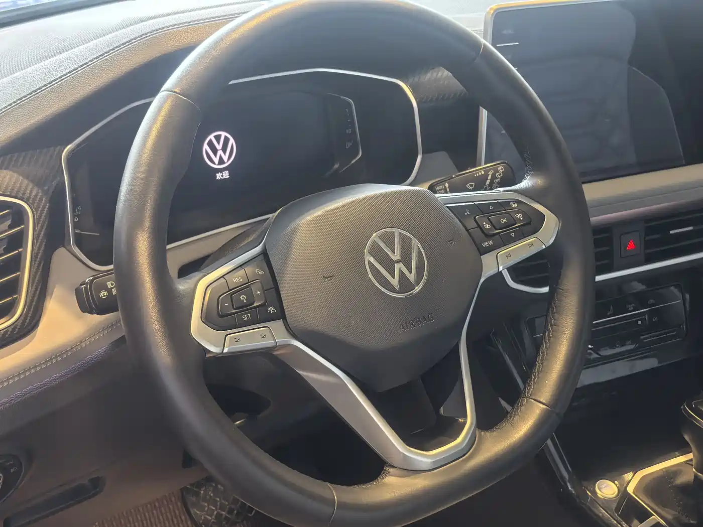 Volkswagen Tayron 2023 330TSI 2WD Luxury Plus Advanced Edition фото 17