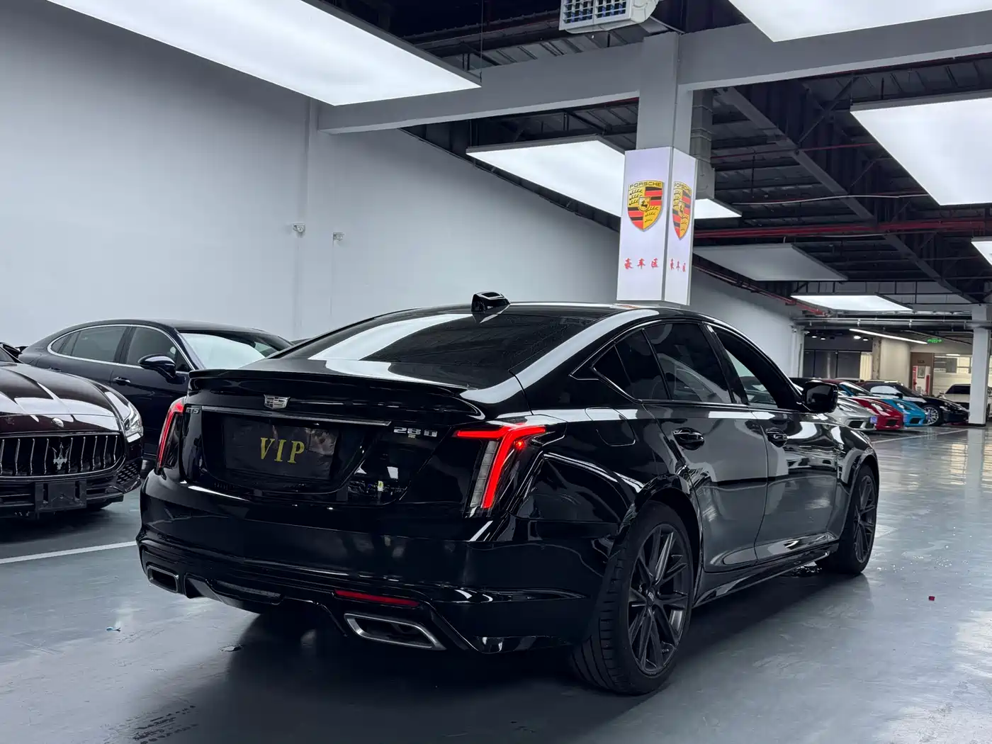 Cadillac CT5 2024 28T Platinum Edition фото 18