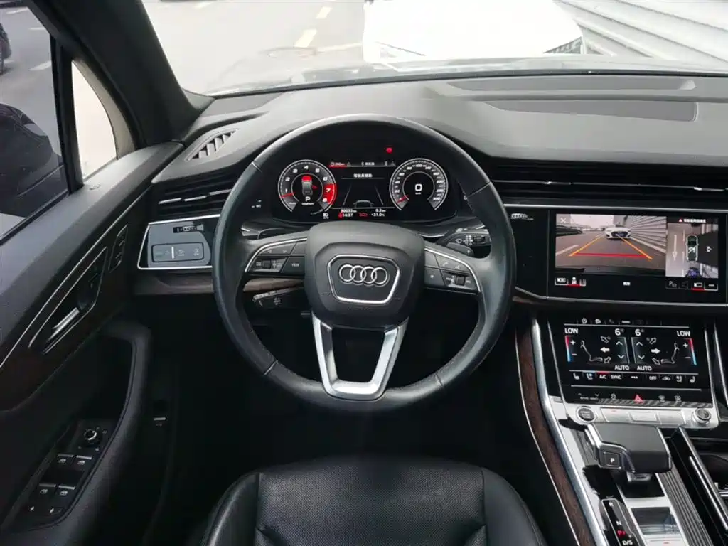 Audi Q7 2021 55 TFSI quattro S line Sport фото 17