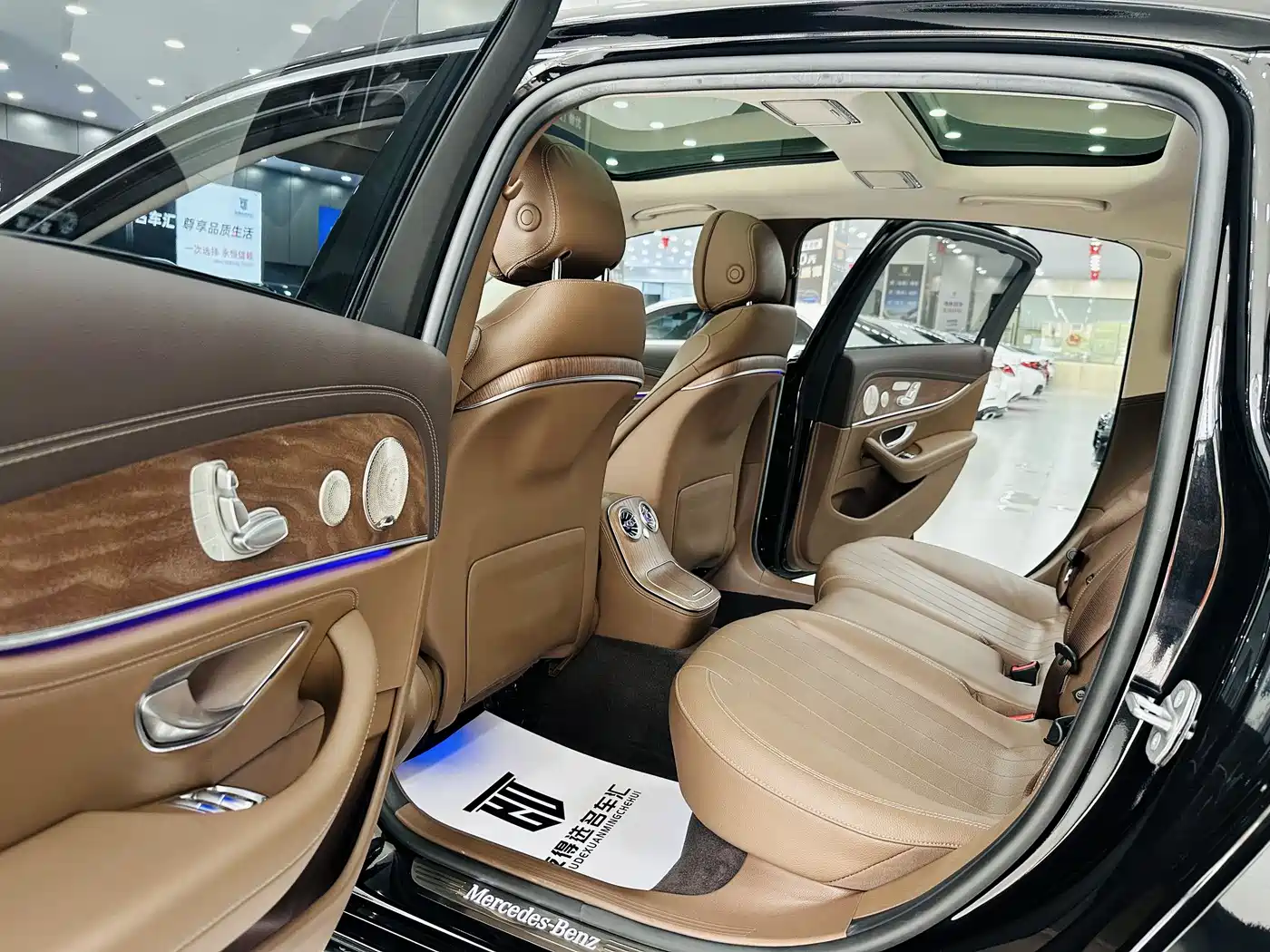 Mercedes-Benz E-Class 2022 Second Facelift E 300 L Luxury фото 6