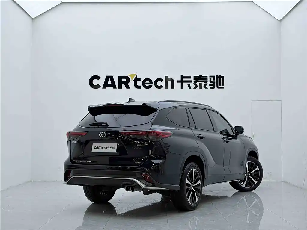 Toyota Crown Kluger 2022 2.0T 4WD Dynamic Edition фото 4