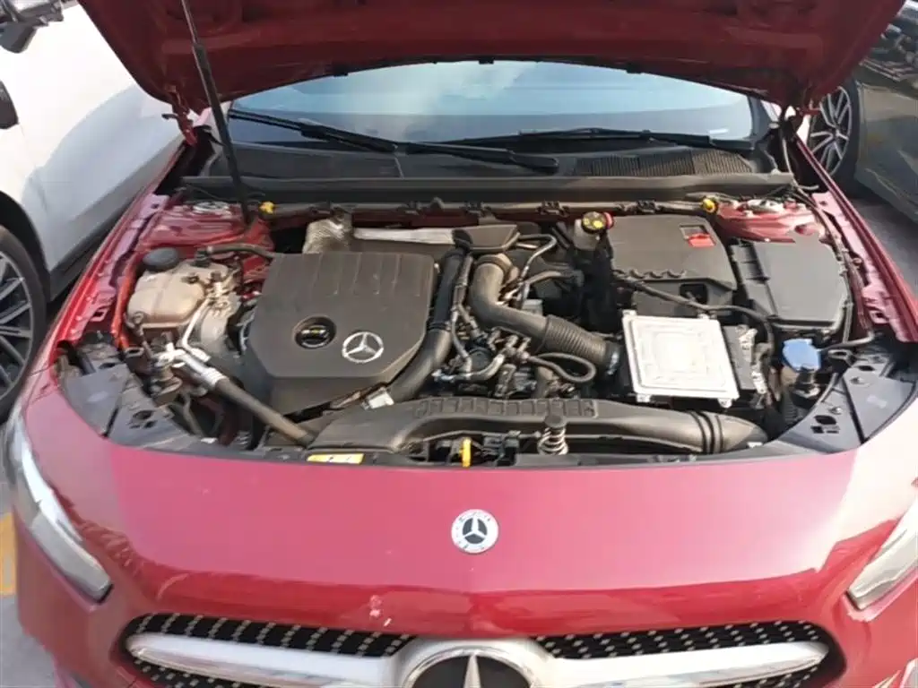 MERCEDES-BENZ CLASS A