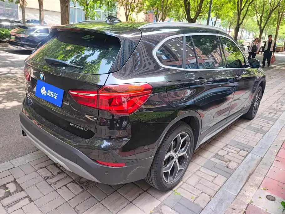 BMW X1 2019 sDrive18Li Premium Model фото 3