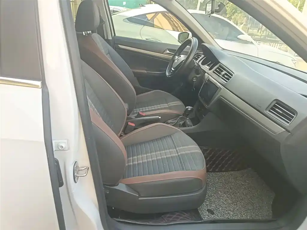 Volkswagen Lavida 2019 Lavida Start 1.5L Auto Comfort (China VI) фото 25
