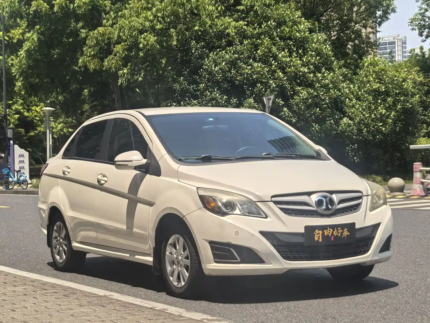 BAIC E-Series 2015 2013 Sedan 1.5L Automatic Letian Edition