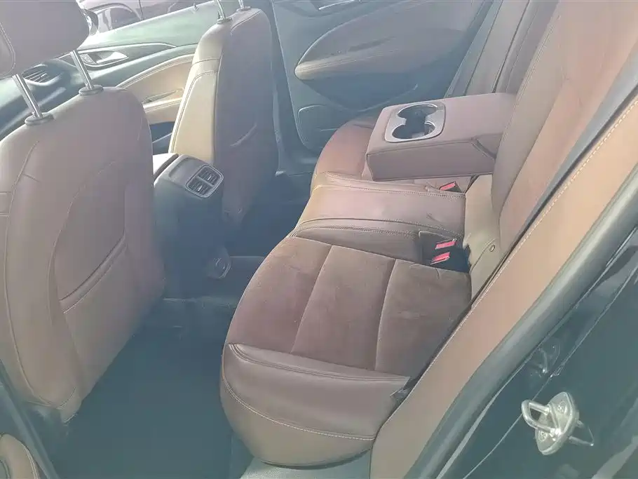 Buick Regal 2019 20T Elite China VI фото 11