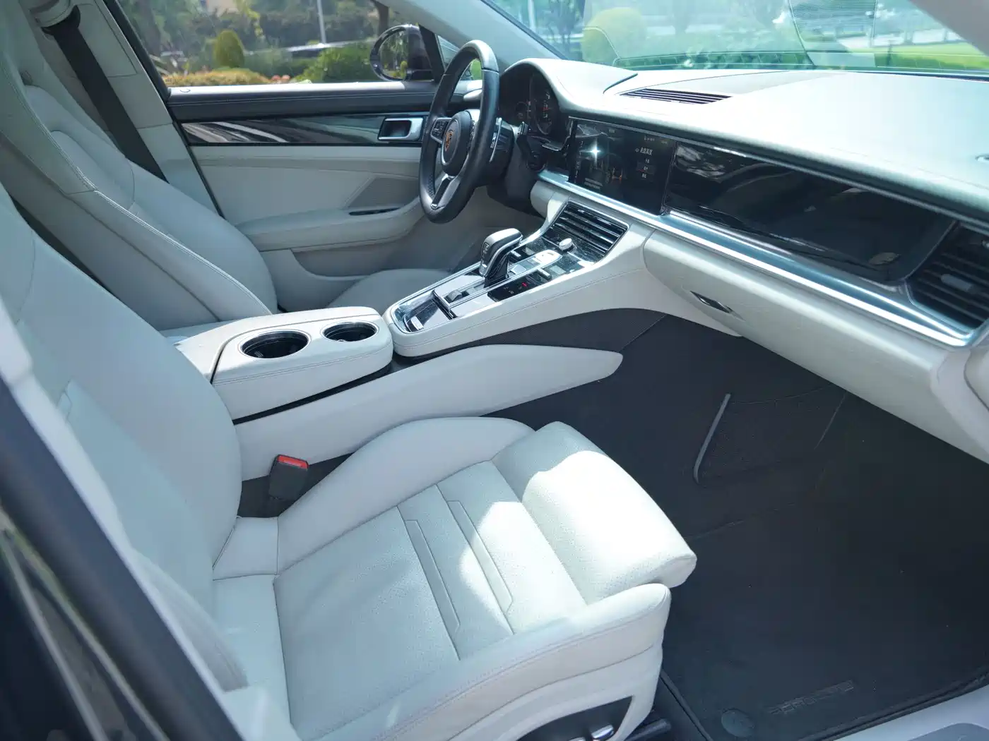 Porsche Panamera 2019 Panamera 2.9T фото 8