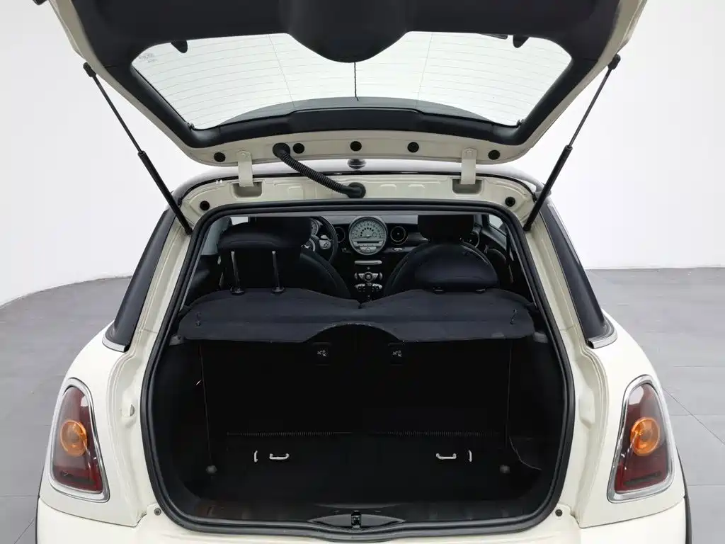 MINI MINI 2008 2007 1.6L COOPER Fun