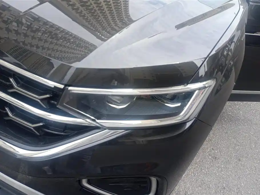 Volkswagen Tayron 2024 300TSI 2WD Luxury Plus Advanced фото 5