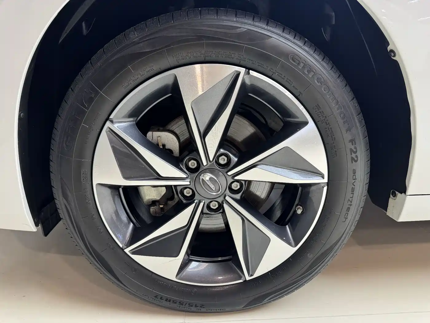 GAC Trumpchi Trumpchi M6 2023 PRO 270T DCT Luxury Edition фото 7