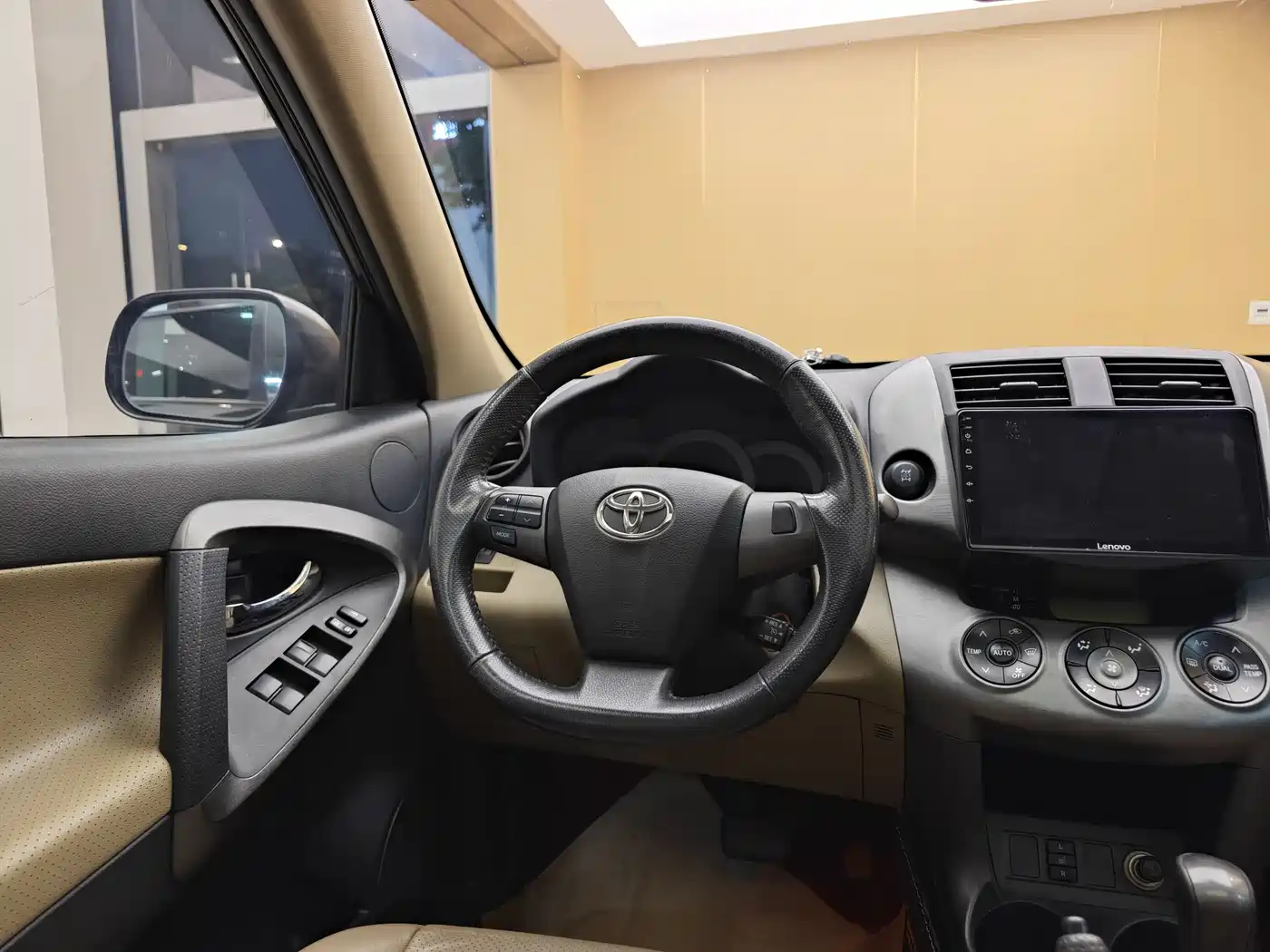 Toyota RAV4 Rongfang 2011 2.4L Automatic 4WD Luxury Edition фото 15